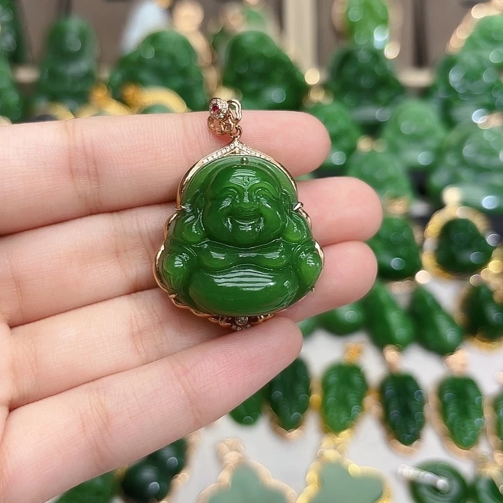 和田玉(碧玉)18K金镶嵌颈饰