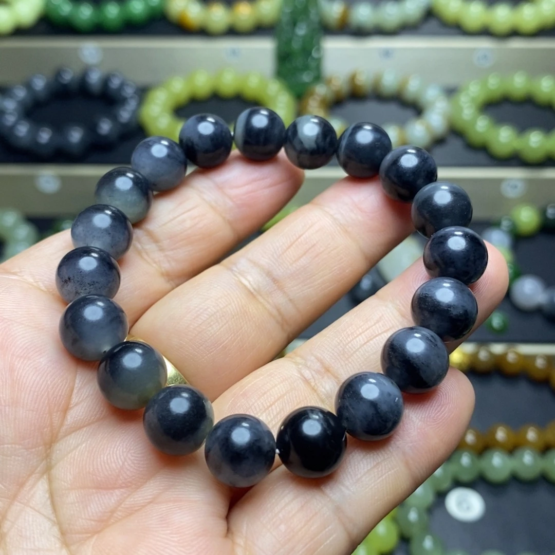 和田玉未镶嵌手串