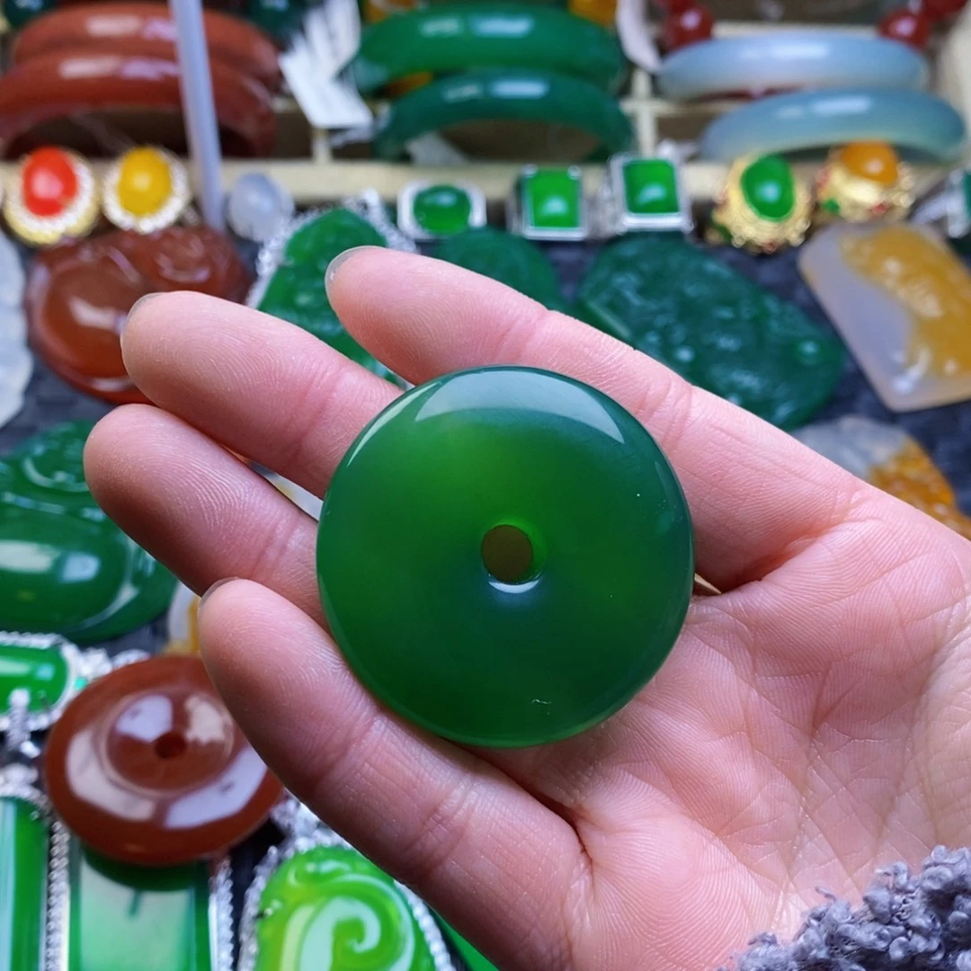 太***花玛瑙/玉髓未镶嵌颈饰