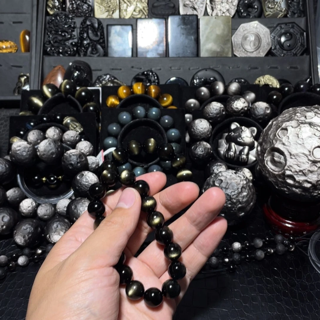 辉****黑曜岩未镶嵌珠宝奇石