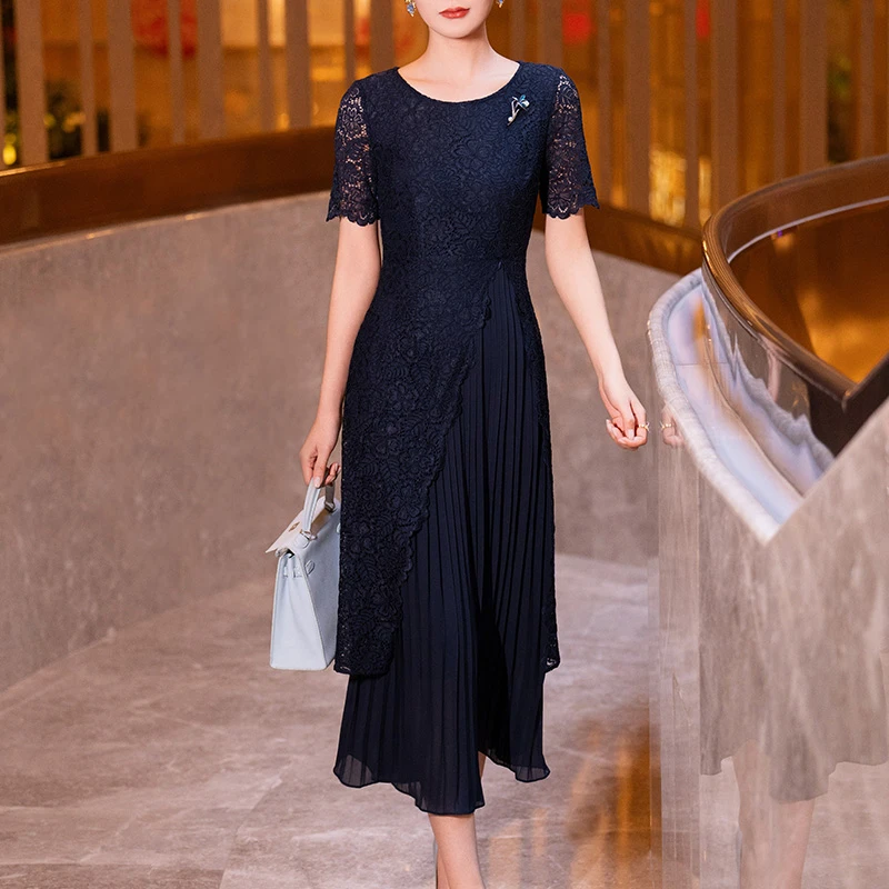 裙子女款爆款2025新款高级感夏季新款藏蓝色蕾丝压褶收腰连衣裙