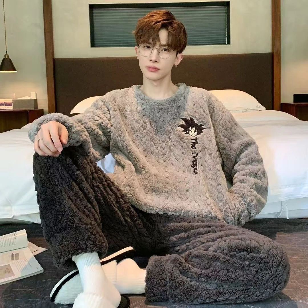 睡衣男秋冬季加厚珊瑚绒保暖青少年大码卡通法兰绒外穿家居服套装