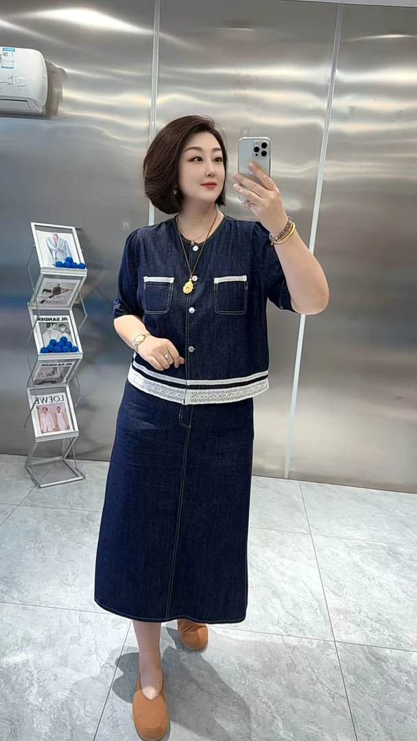 【聪姐推荐】30189轻熟风设计感蕾丝拼接牛仔套装（衣长54，胸围120）