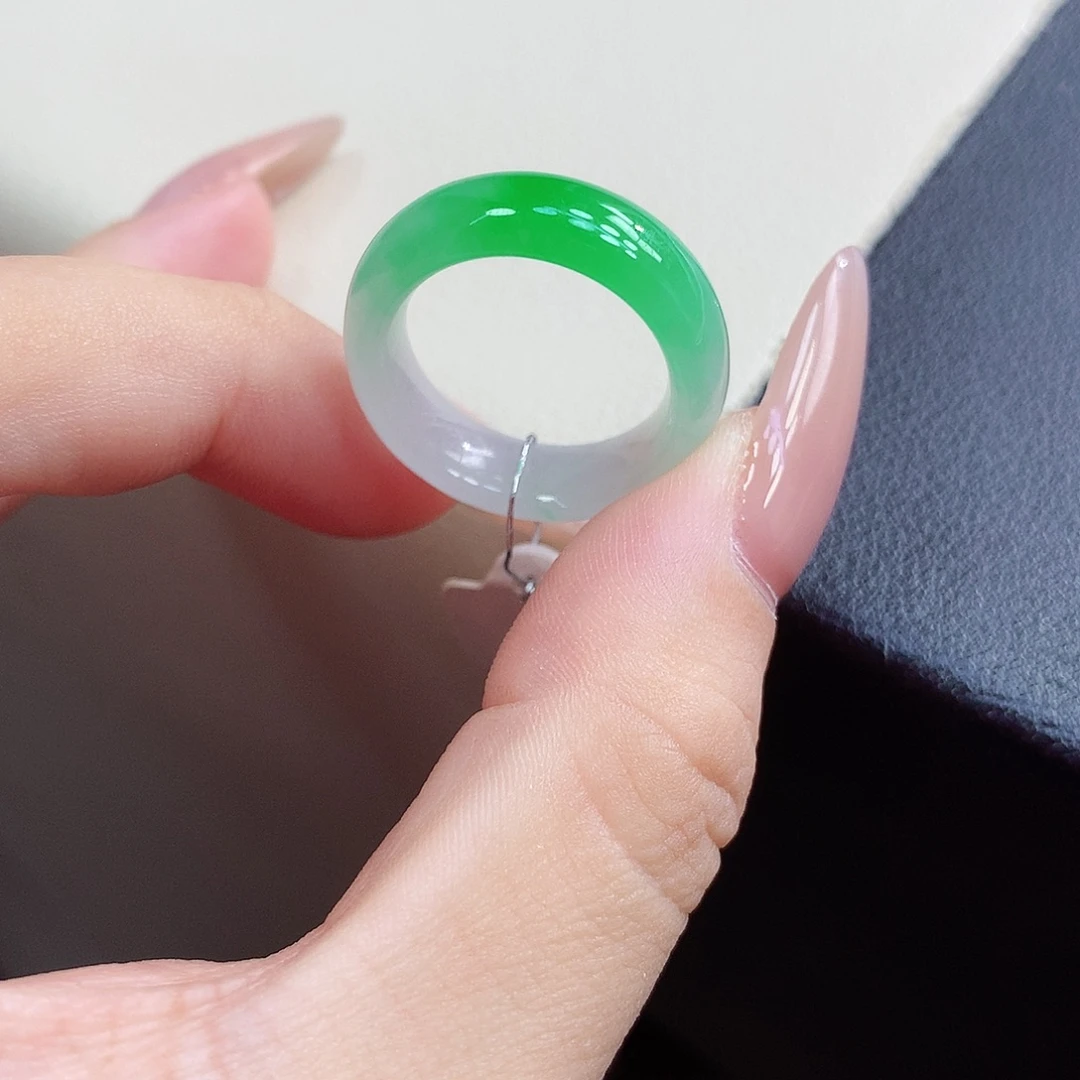 翡翠未镶嵌戒指13号