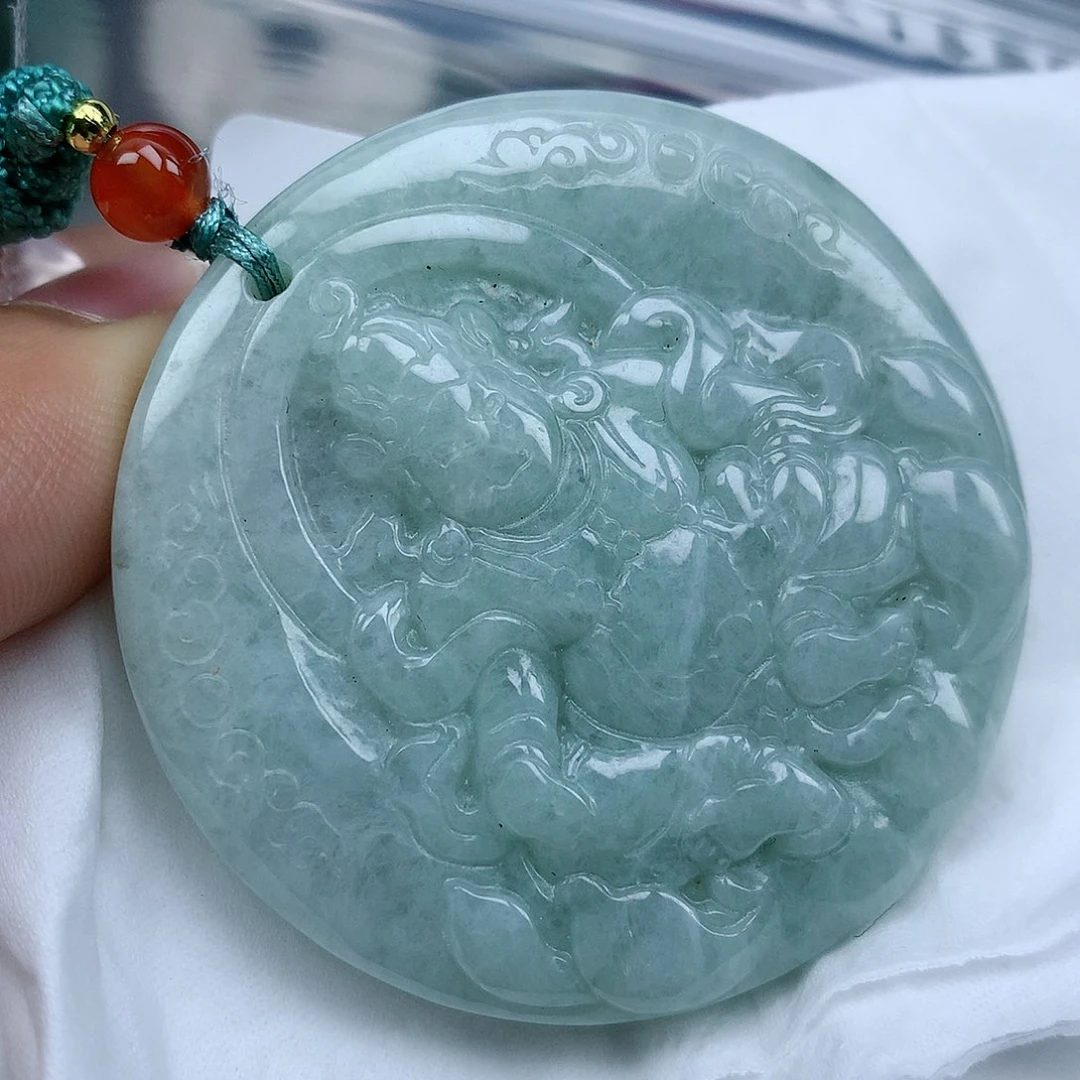 翡翠颈饰未镶嵌吊坠
