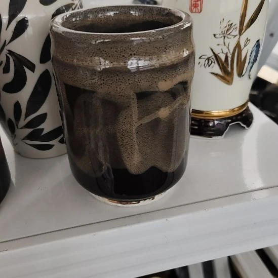 瓷片五厂，七厂各种摆件，瓷片，均有瑕疵！