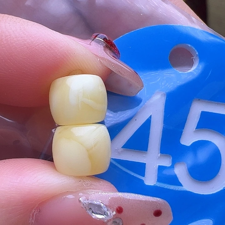 蜜蜡裸石未镶嵌8mm直切