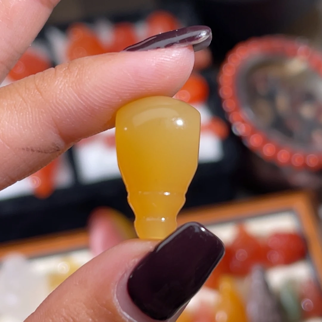 未镶嵌石英质玉（黄龙玉）三通 对孔12mm 不换退
