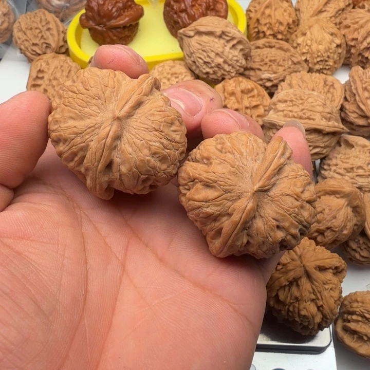 吊坠文玩核桃麻核桃15
