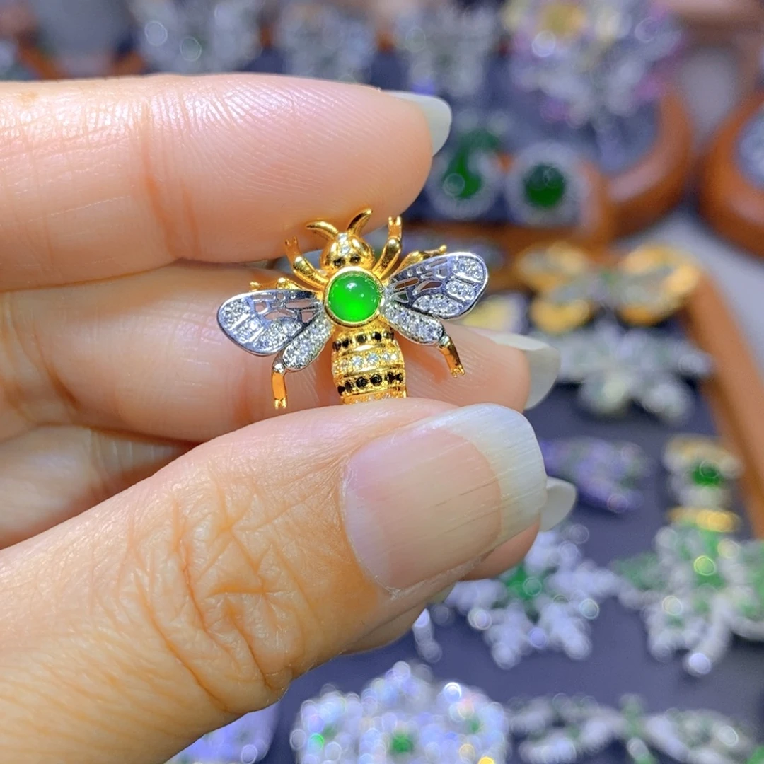 翡翠颈饰银S925镶嵌天然翡翠