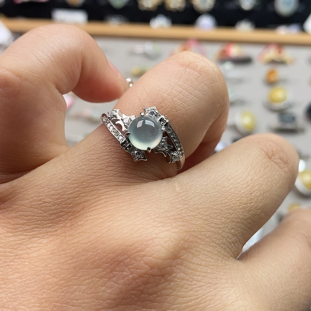 翡翠未镶嵌戒指翡翠