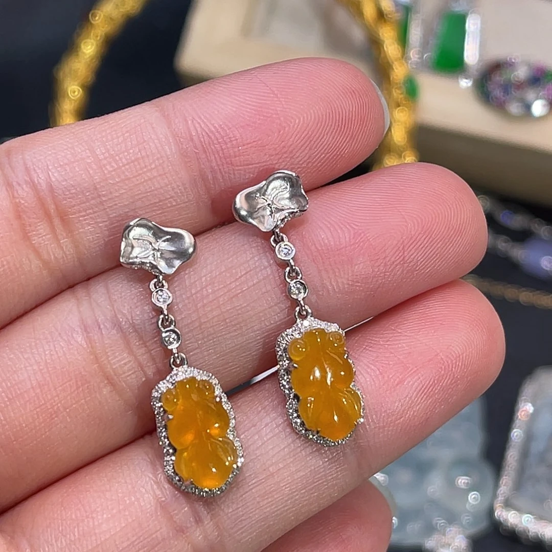 翡翠18K金镶嵌耳饰黄翡金鱼