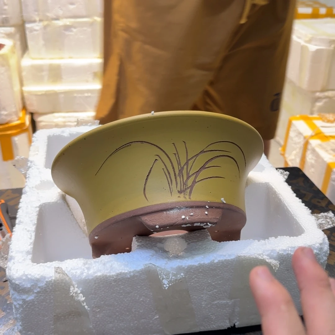 紫砂花盆瑕疵和瑕疵