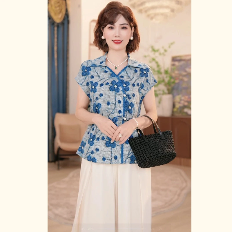 2025新中年妈妈夏季时尚上衣服洋气中老年女装上衣套装气质百搭