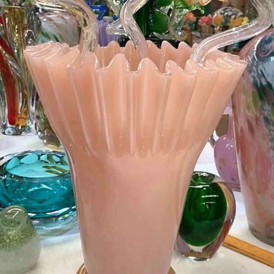 琉璃花瓶高28厘米口径18厘米