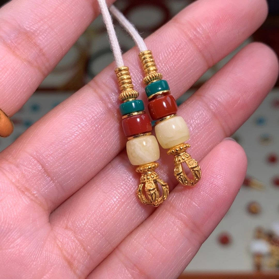 南红玛瑙未镶嵌颈饰