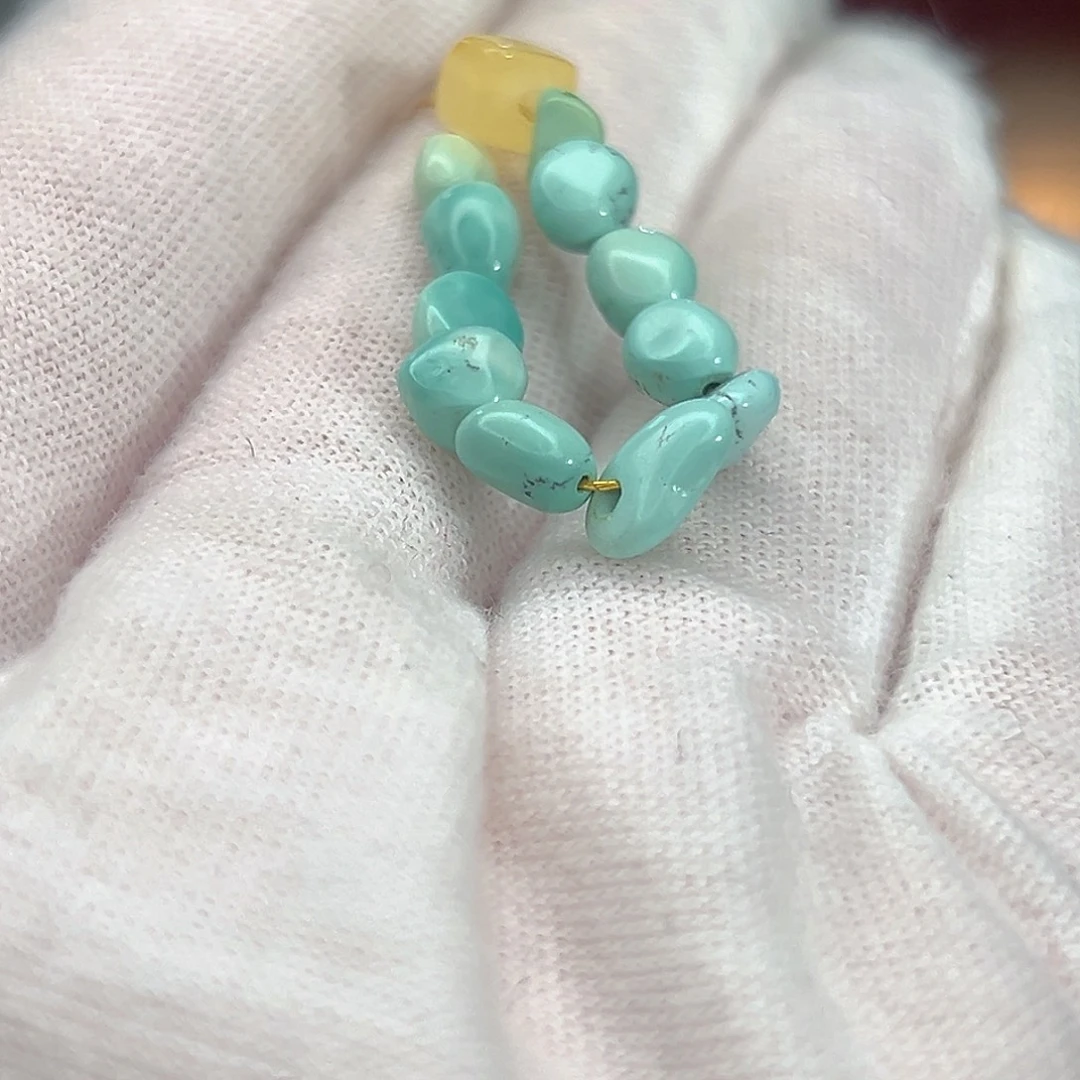 蜜蜡未镶嵌珠宝奇石