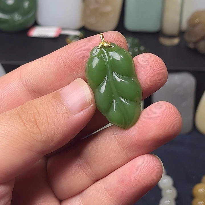 和田玉18K金镶嵌吊坠(不含链)80