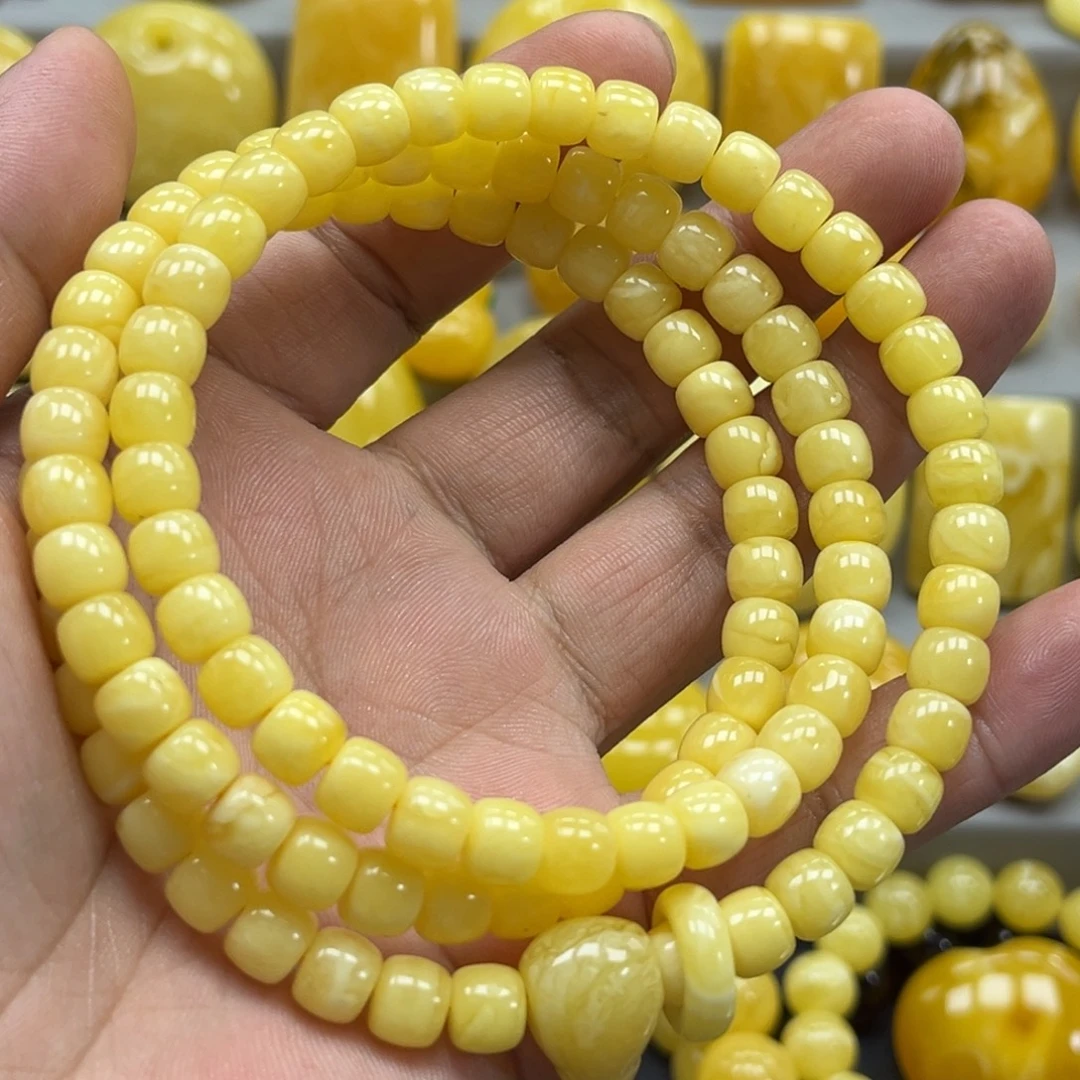 蜜蜡未镶嵌珠宝奇石