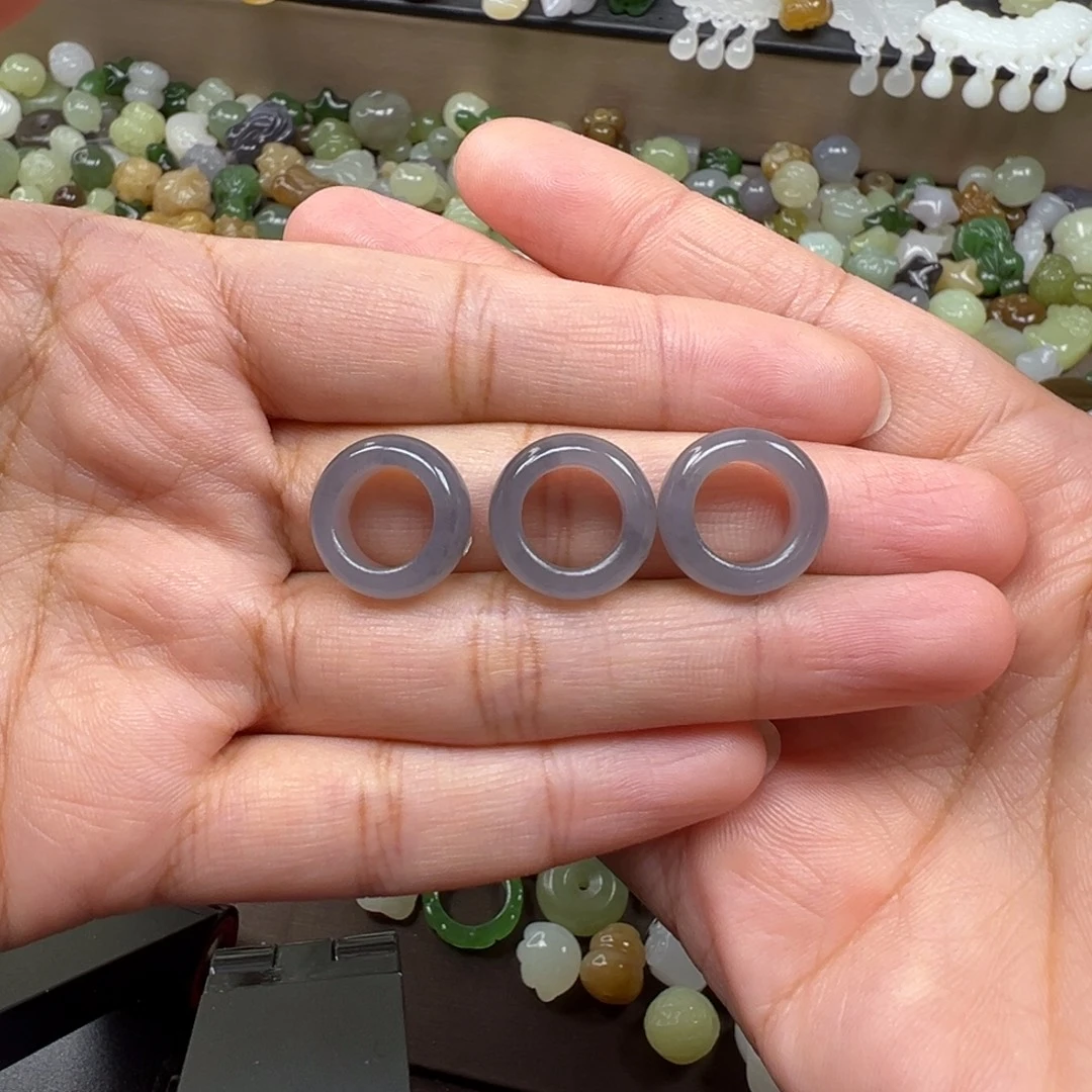 和田玉未镶嵌颈饰150一个多样性发其一