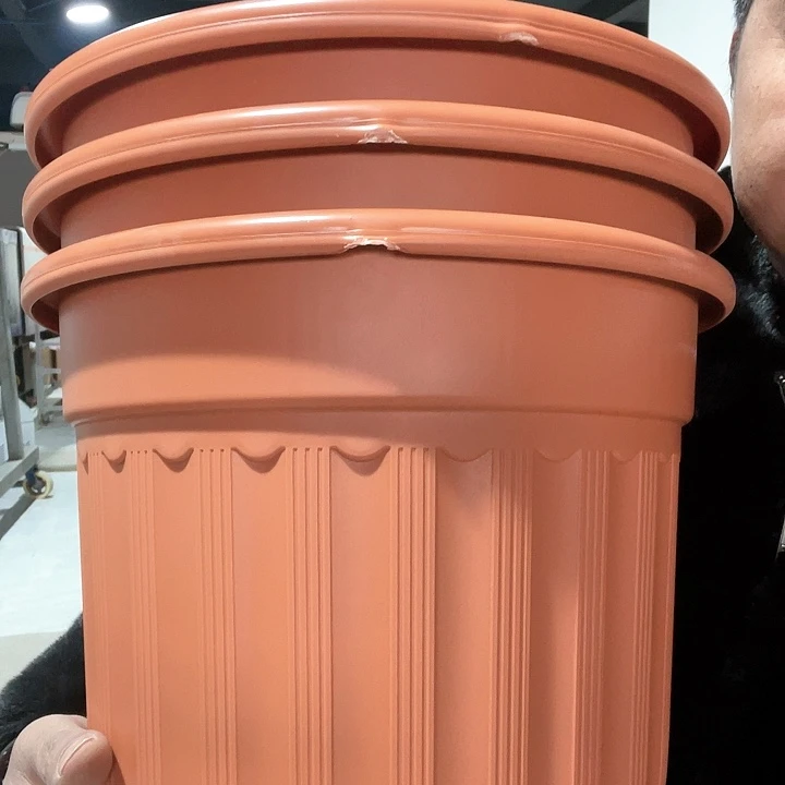 塑料罗马320红小缺口3个