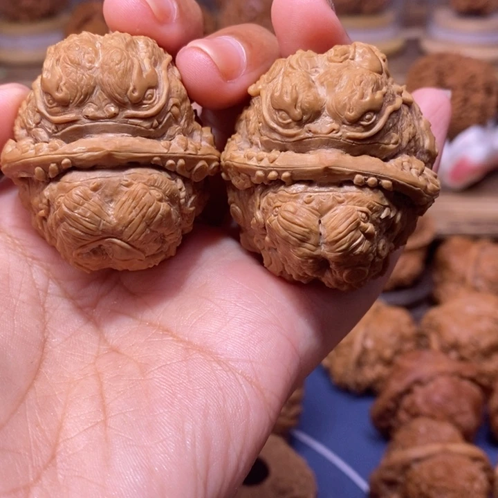 【闪购商品】手串/手链核桃撸***墩金蟾龙蟾