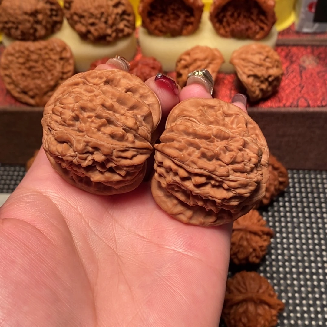 x***8文玩核桃吊坠四座楼