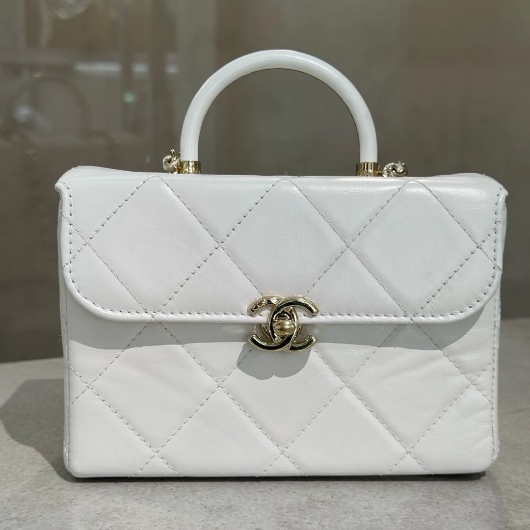 99新 Chanel/香奈儿 23K手柄牛奶盒子包 芯片款 白色淡金扣大号