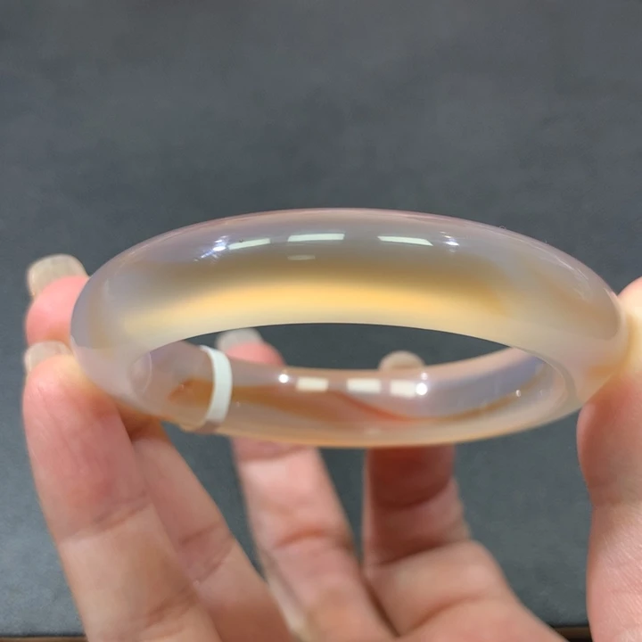 夹****玛瑙/玉髓未镶嵌手镯