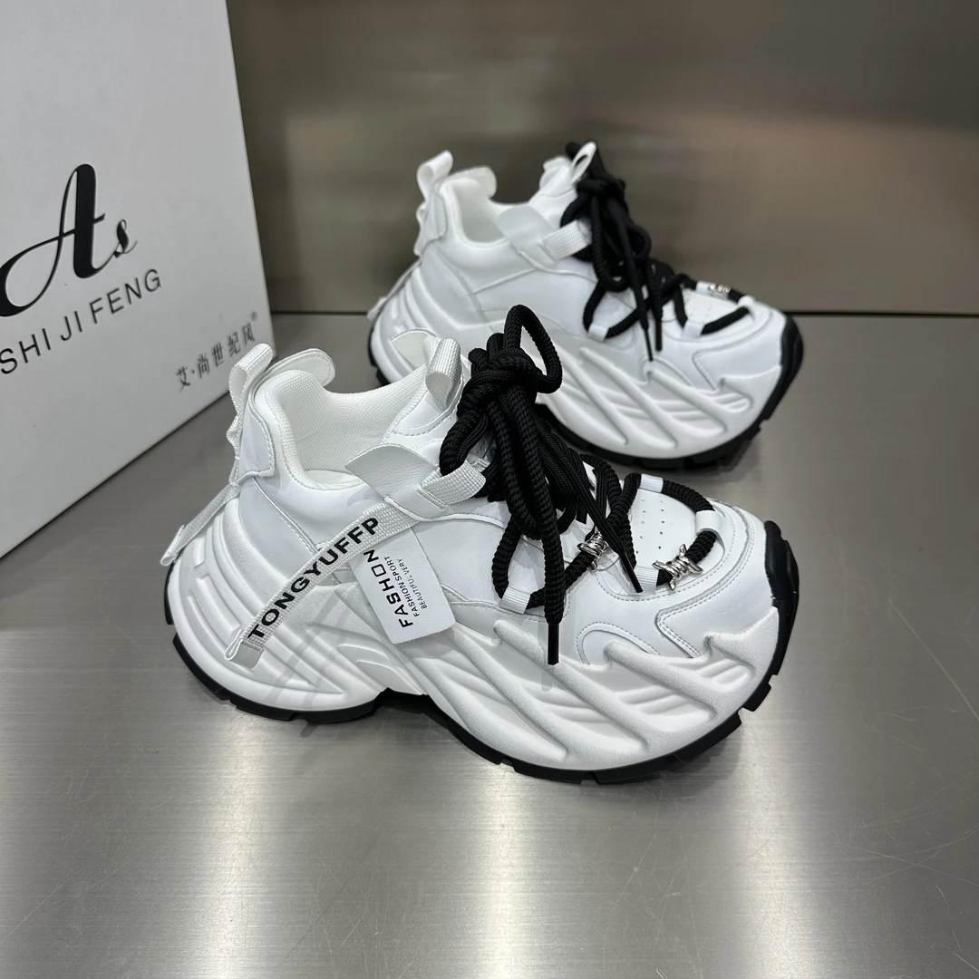 女士百搭时尚百搭网红透气春季厚底ins网面韩版秋季新款潮流潮鞋