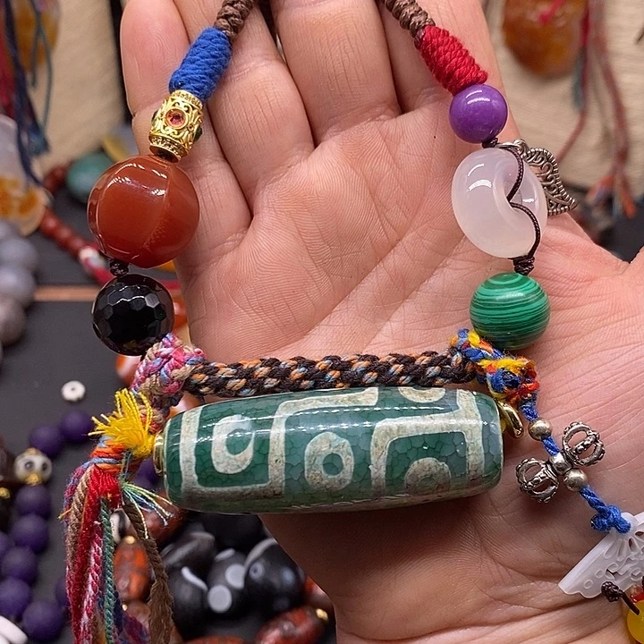 玛瑙/玉髓颈饰合金