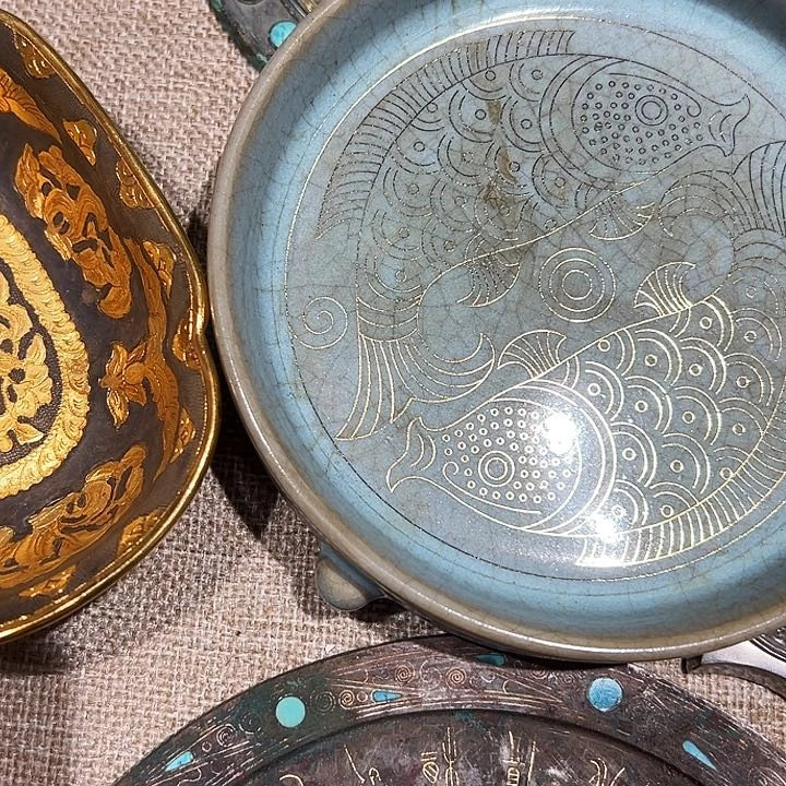 瓷片开**鱼瓷器瓷器瓷器瓷器