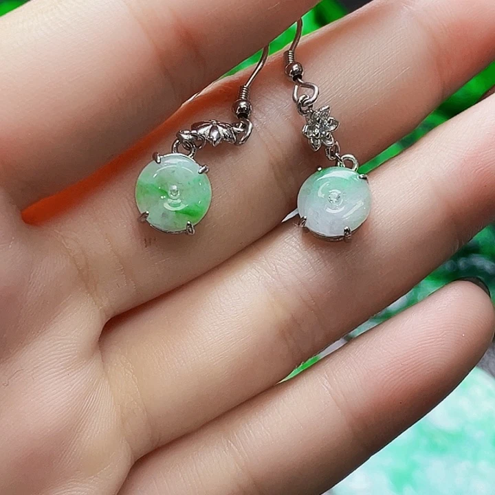 翡翠银S925镶嵌颈饰多样性