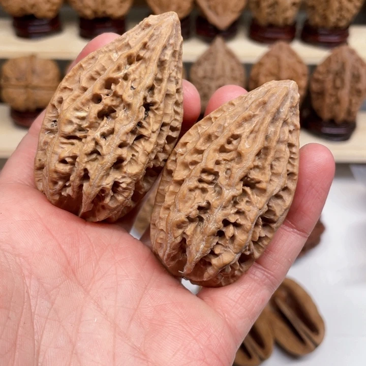 文玩核桃把件金刚塔99