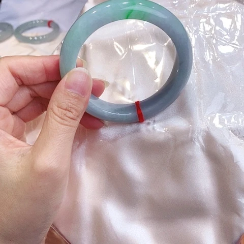 未镶嵌手镯翡翠8号，57-58圈