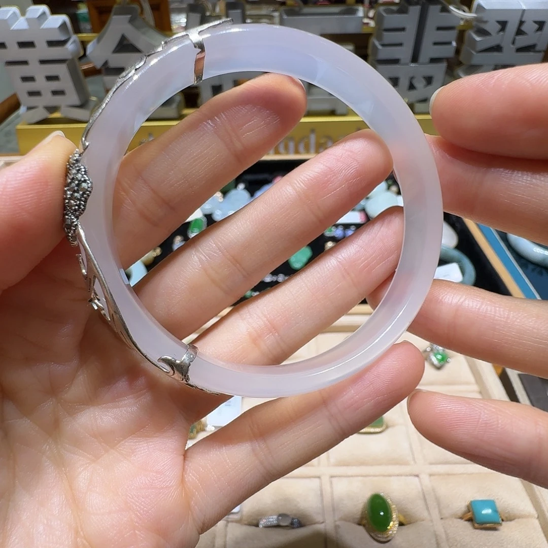 玛瑙/玉髓未镶嵌手镯