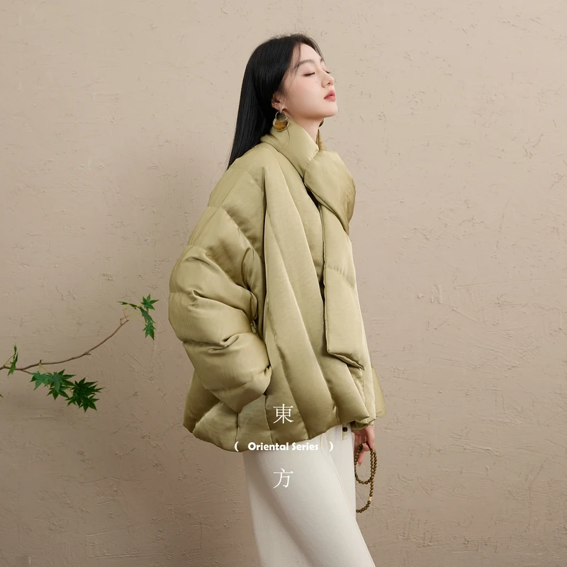 三彩【云边月斜】2025冬季新款90白鸭绒羽绒服宽松保暖围脖C