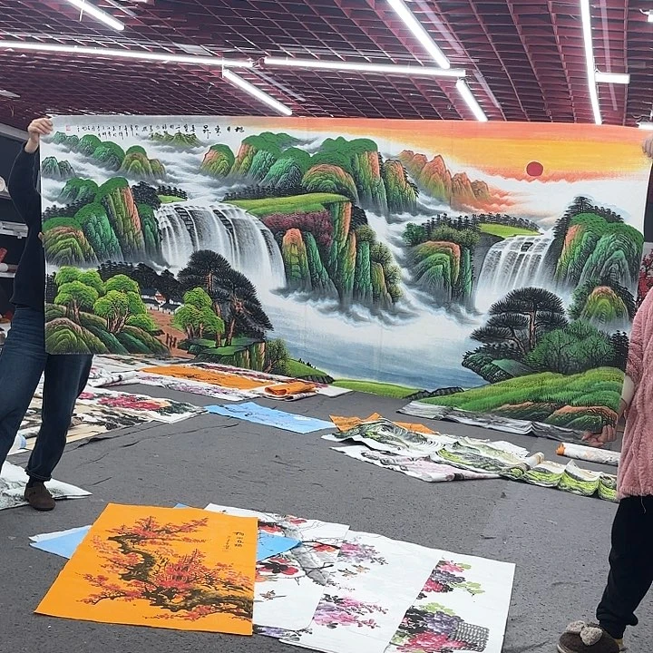 国画无毛或被短柔毛或