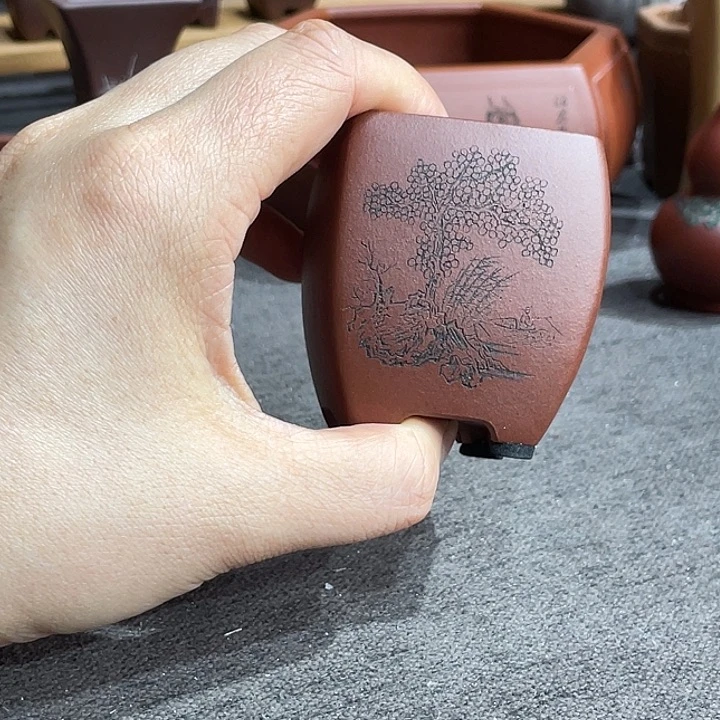 紫砂茶盘在干嘛啊