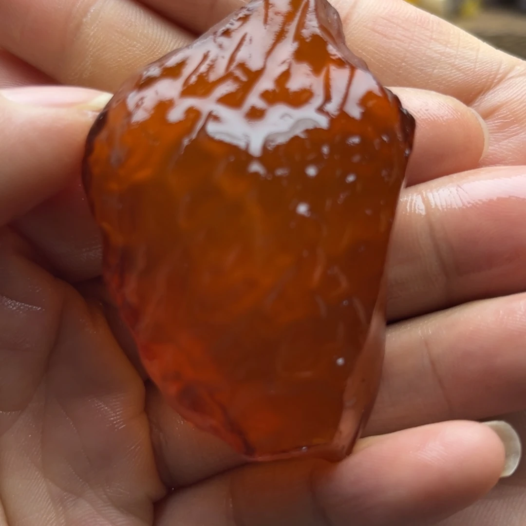 定制琥珀未镶嵌蜜蜡定制打孔吊坠原石