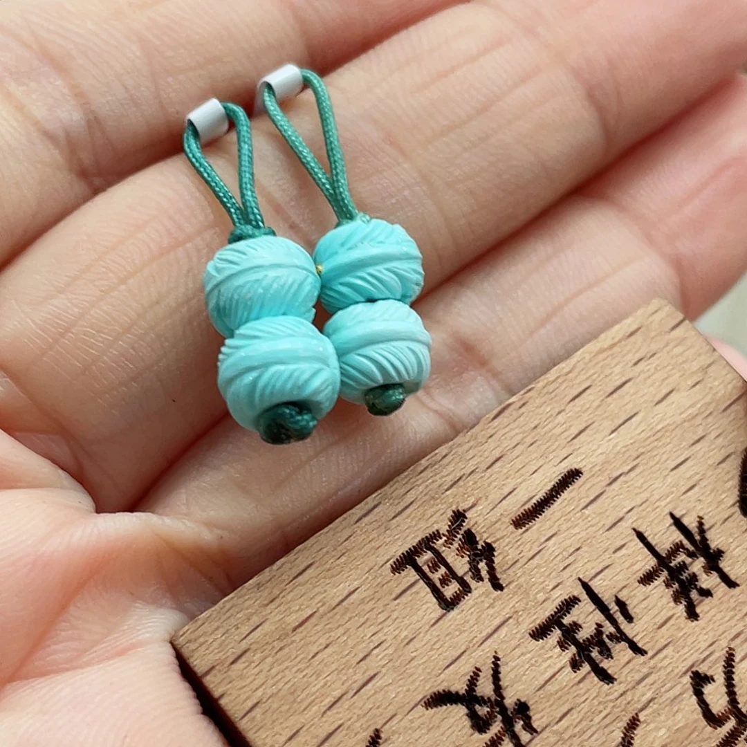 绿松石颈饰未镶嵌