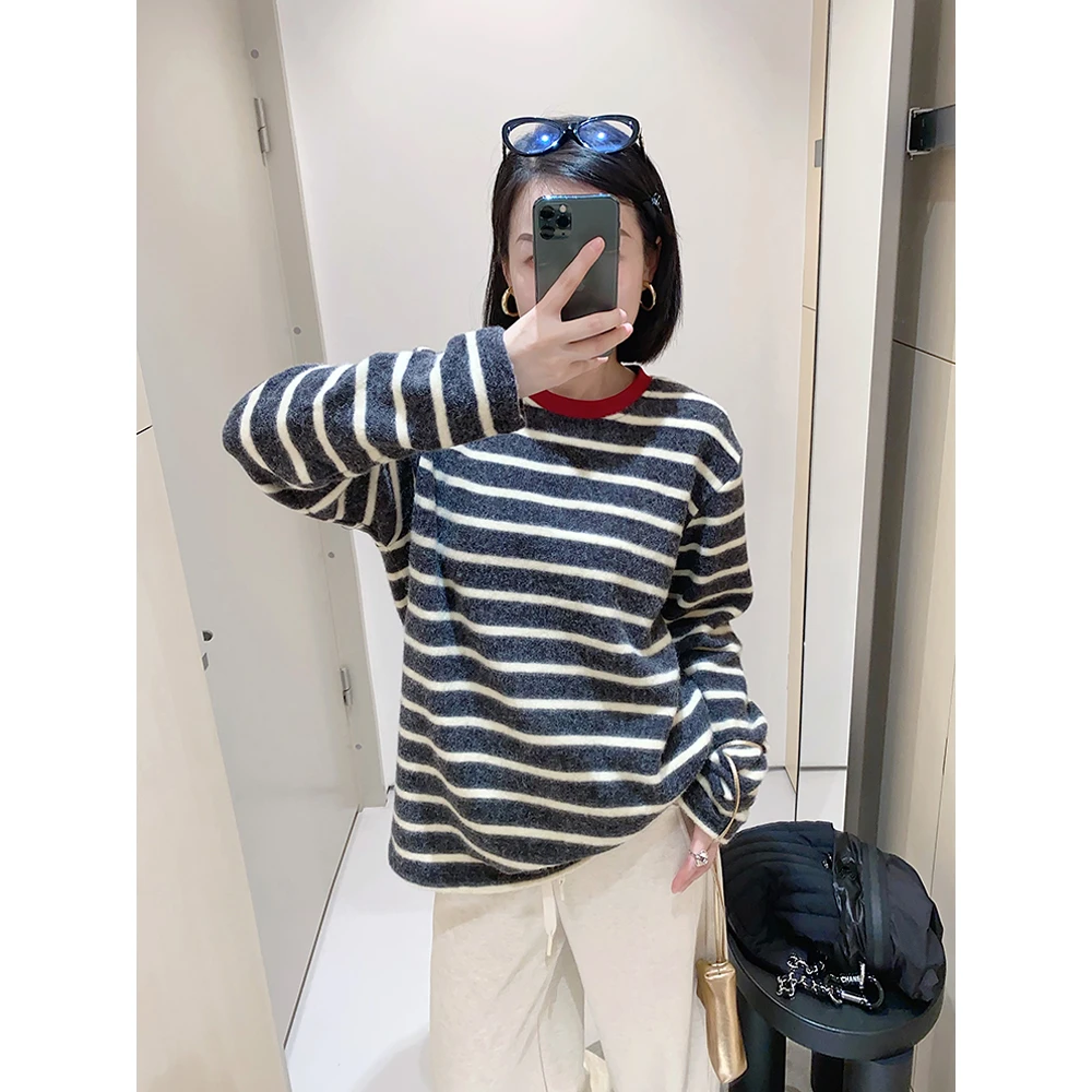 气质圆领撞色条纹百搭显瘦长袖针织衫女秋冬款内搭宽松设计感上衣