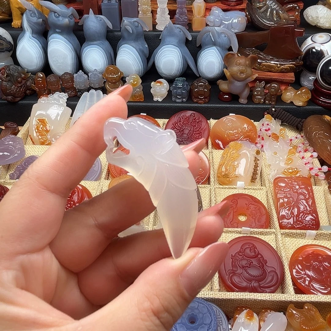 玛瑙/玉髓未镶嵌颈饰