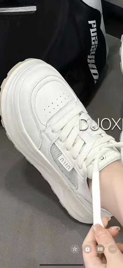 全皮休闲运动女款小白鞋