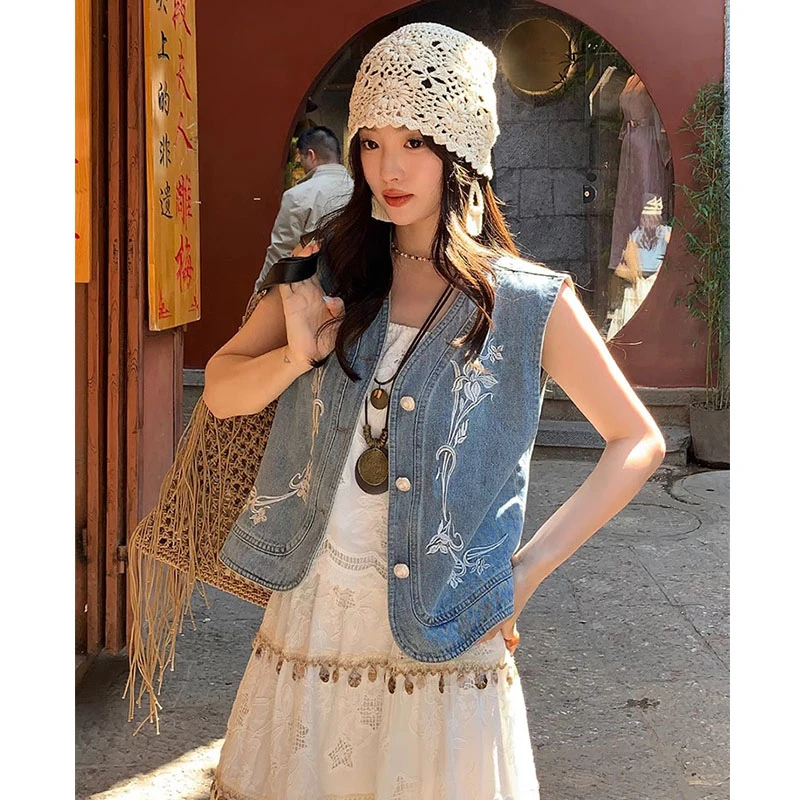 重工刺绣漂亮牛仔马甲外套女夏季新款复古坎肩夹克背心上衣开衫潮
