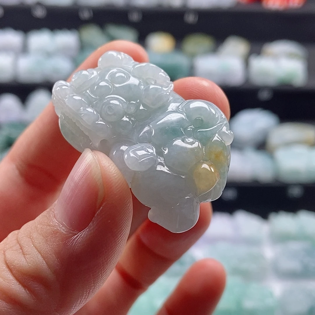 颈饰未镶嵌翡翠翡翠貔貅