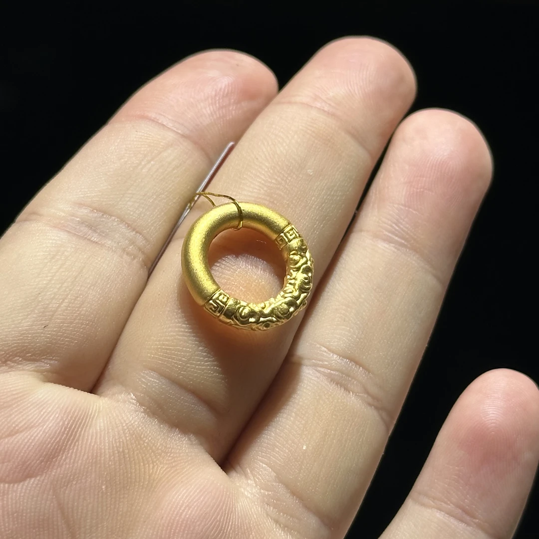足金999 卡18 乾坤圈通孔 1.380
