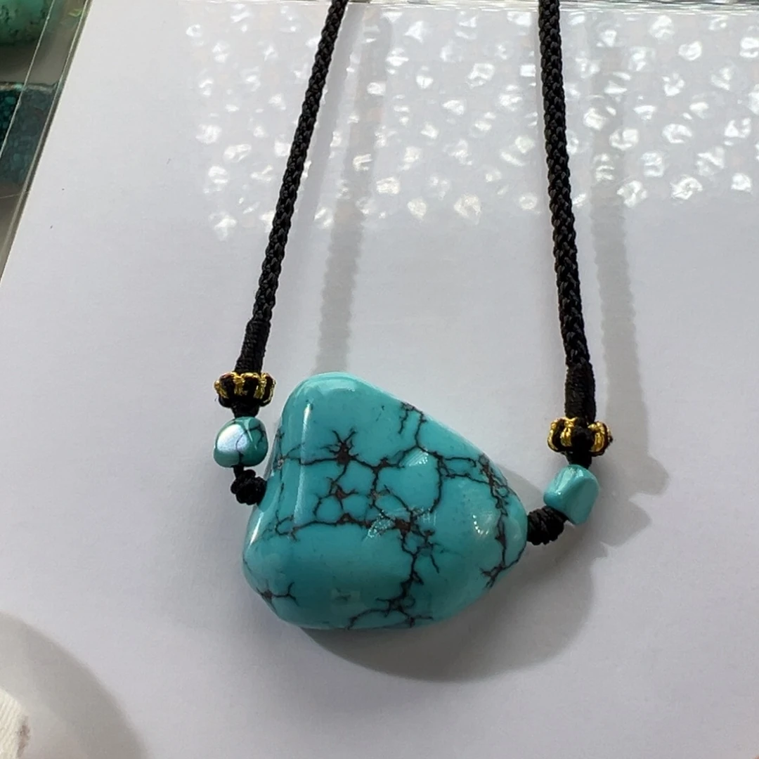 绿松石未镶嵌挂件