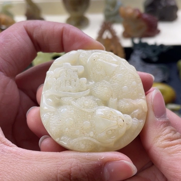 蛇纹石玉颈饰未镶嵌66