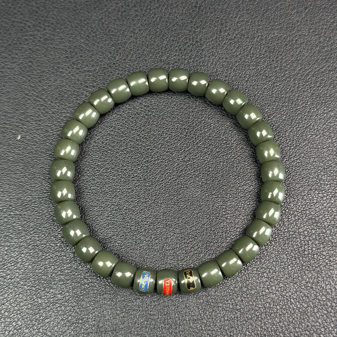 【玉道天承·老高专属】7mm沙枣青极致弧手串藏物系列